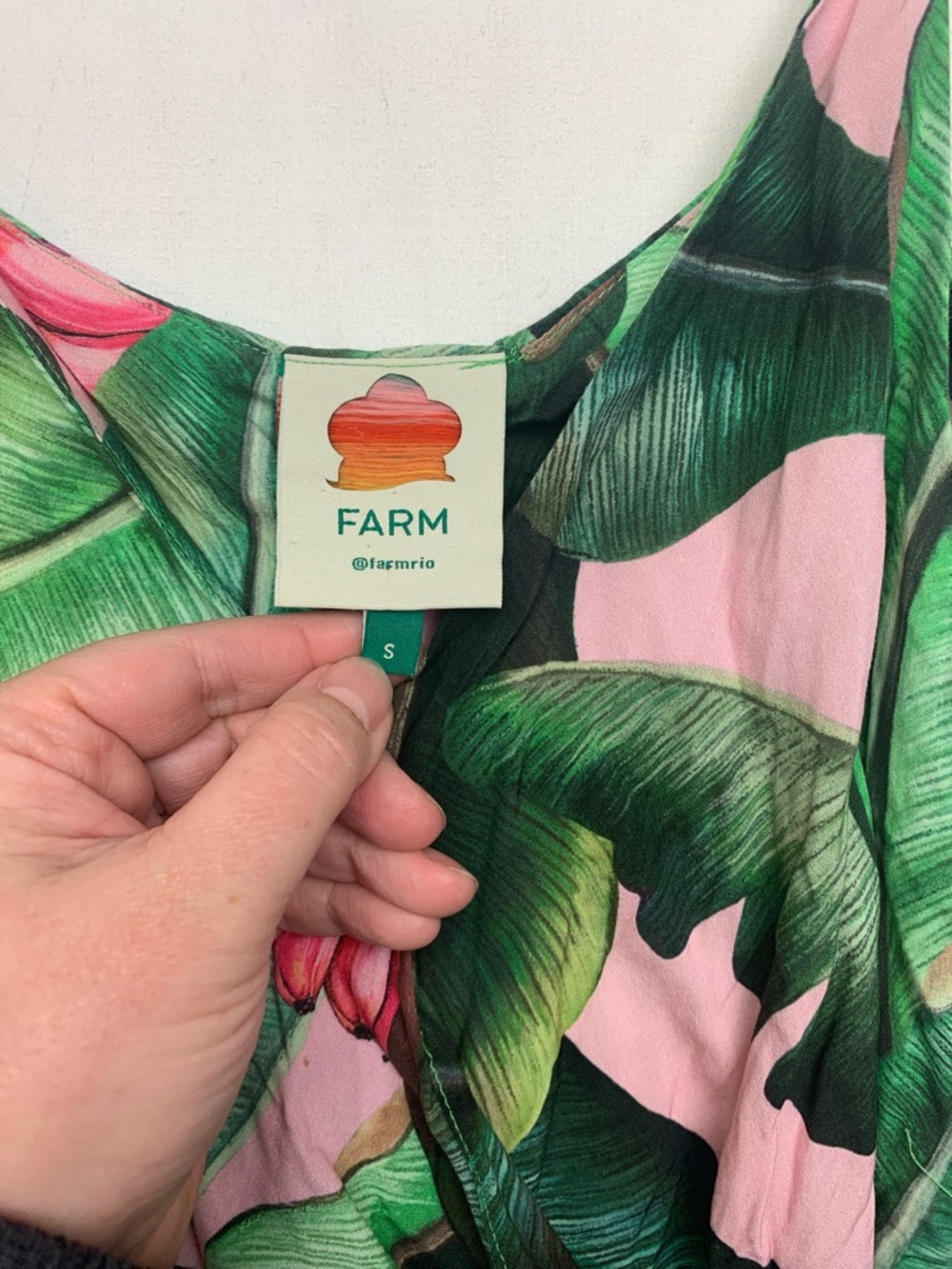 FARM Rio size small pink palms Green Tropical Leaf V-Neck Dress wrap mini tie - Picture 3 of 11
